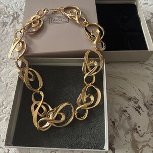 Avon Elegant Gold-Tone Swirl Necklace